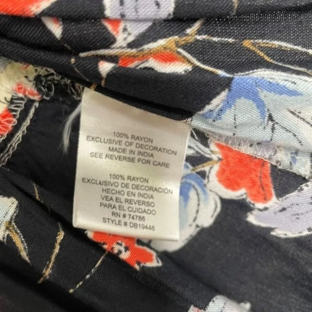 Patrons of Peace Women's Size M Floral Casual Pullover Sleeveless V-Neck Blouse - Picture 4 of 15